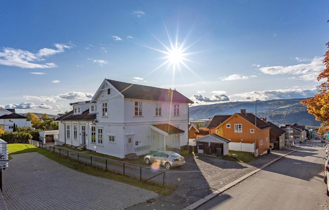 Fin I Sentrum Med Gratis Parkeingsplass *